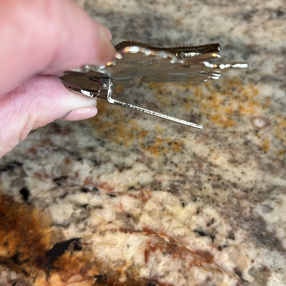Sylvia Dahl Silver and Bronze Alligator Leaf Brooch/Clip - Picture 5 of 11